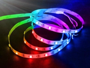den-led-rgb-uy-tin