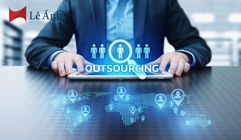 Thuê ngoài outsourcing là gì