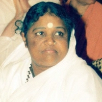 Mata Amritanandamayi