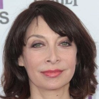 Illeana Douglas