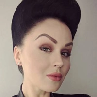 Viktoria Modesta