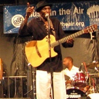 Oliver Mtukudzi