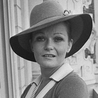 Valerie Perrine