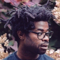 R.LUM.R