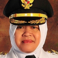 Tri Rismaharini