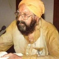 Khushwant Singh