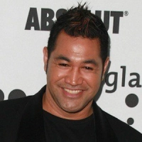 Esera Tuaolo