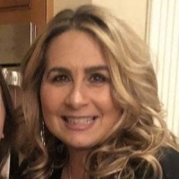 Lisa Valastro