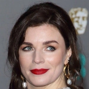 aisling-bea-6