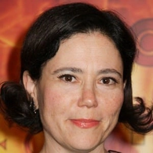 alex-borstein-8