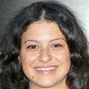 alia-shawkat-4