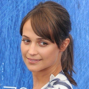 alicia-vikander-7