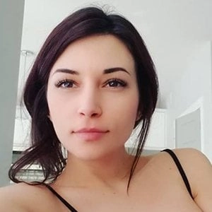 alinity-divine-1