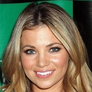 amber-lancaster-1