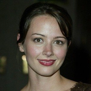 amy-acker-6