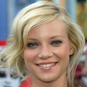 amy-smart-8