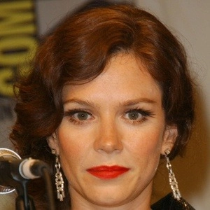 anna-friel-9