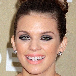 annalynne-mccord-4