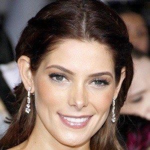 ashley-greene-2