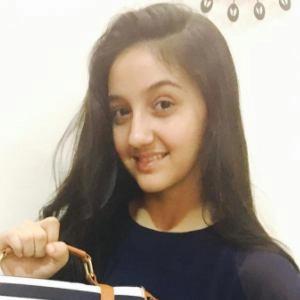 ashnoor-kaur-1