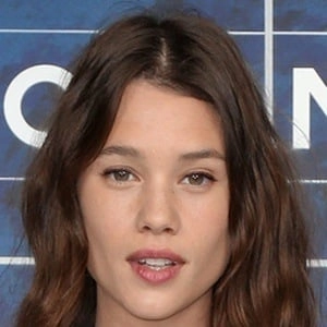 astrid-berges-frisbey-6