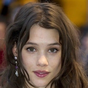 astrid-berges-frisbey-9