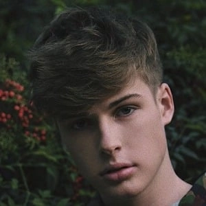 blake-gray-webvideostar-7