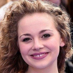 carrie-fletcher-1