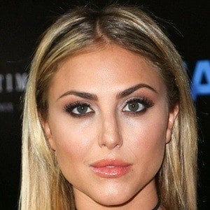 cassie-scerbo-5