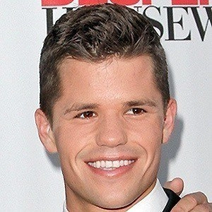 charlie-carver-2