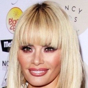 chloe-sims-7