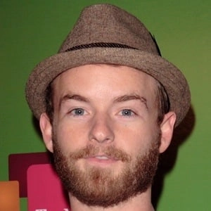 christopher-masterson-9