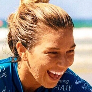 coco-ho-surfer-5