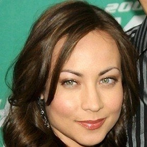 courtney-ford-4