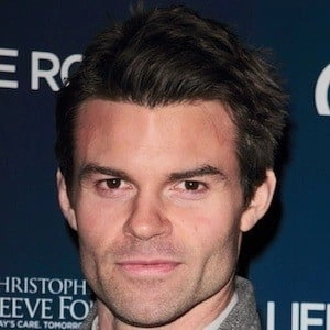 daniel-gillies-8