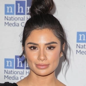 diane-guerrero-5