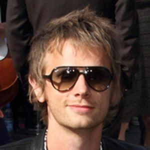 dominic-howard-2