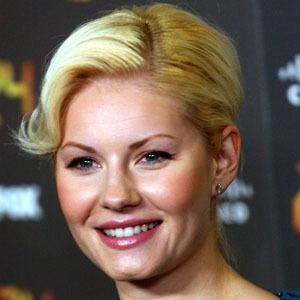 elisha-cuthbert-5