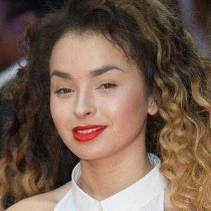 ella-eyre-4