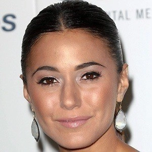 emmanuelle-chriqui-1