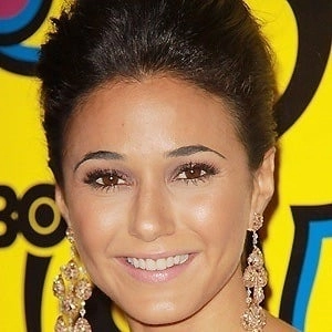 emmanuelle-chriqui-3