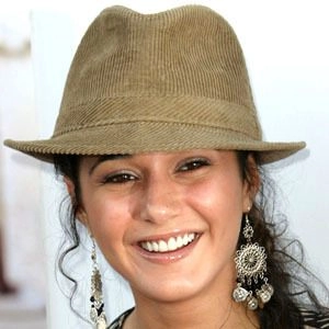 emmanuelle-chriqui-9