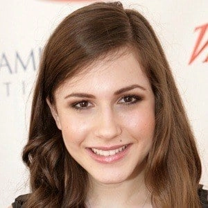 erin-sanders-7