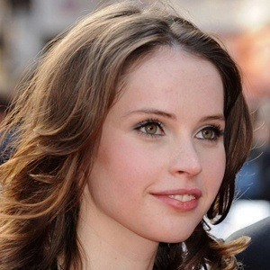 felicity-jones-9