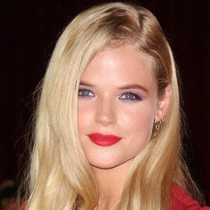 gabriella-wilde-5