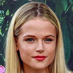 gabriella-wilde-8