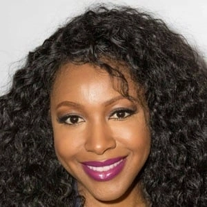 gabrielle-dennis-5