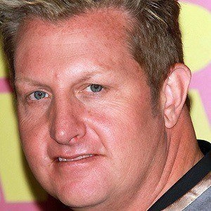 gary-levox-2