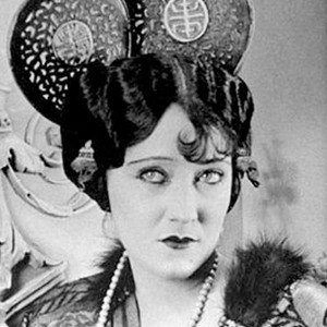 gloria-swanson-3