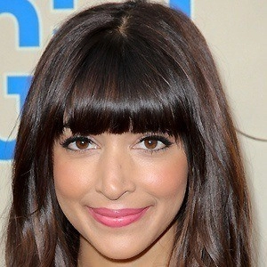 hannah-simone-3